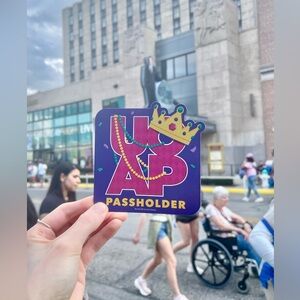 Universal Studios Orlando Passholder Magnet Mardi Gras Feb 2026